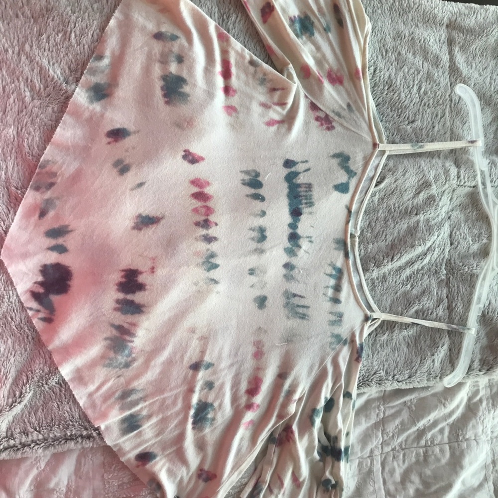 American Eagle shoulder-less top
